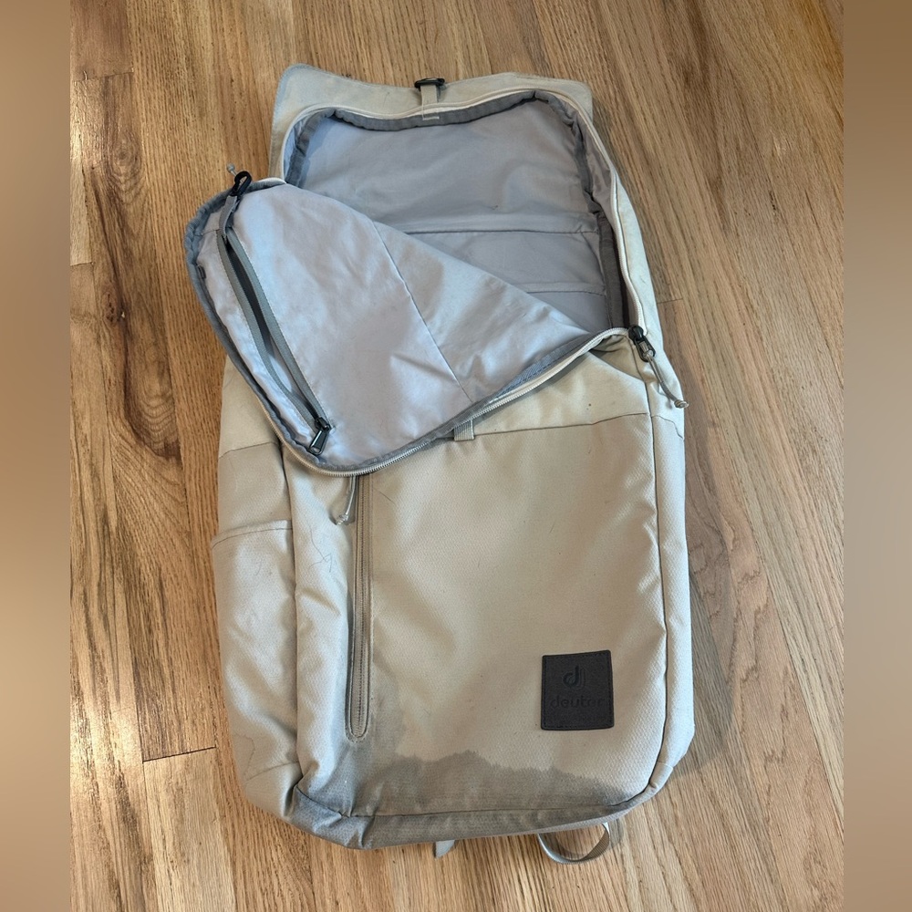 Deter UP Seoul Backpack